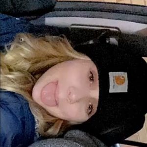 Meet your Posher, Lexi